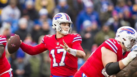 Josh Allen throws TD pass, runs for TD as Bills edge Lions