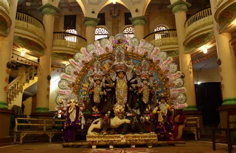 10 Oldest and Traditional Durga Puja in West Bengal in 2021 - Holy Destinations and Things To Do