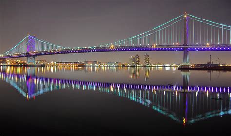 Ben Franklin Bridge at Night Photograph by Dawn Wilson - Fine Art America