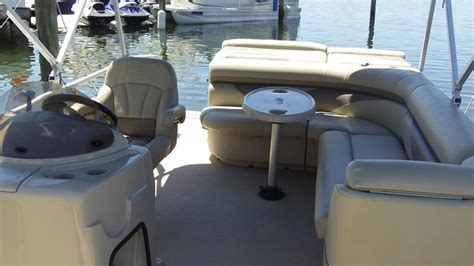 fishing pontoon boat rental | Boat rental, Pontoon boat rentals ...