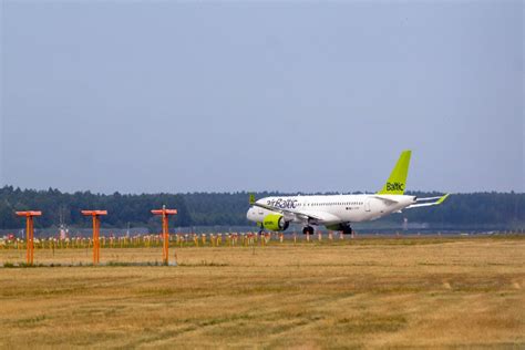 Nearly 300 thousand passengers served at Riga Airport in July / Article