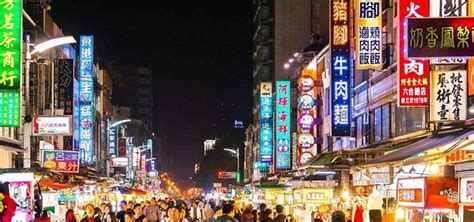 7 Top Picks for Night Markets in Taichung and Where to Stay