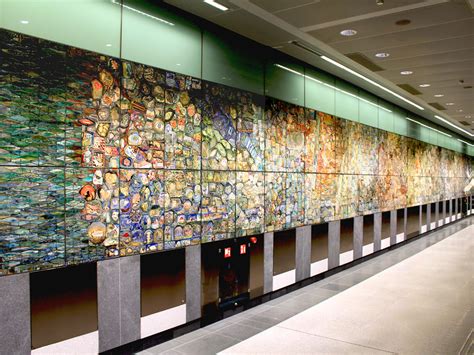 8 Beautiful Art Pieces in MRT Stations Around Singapore