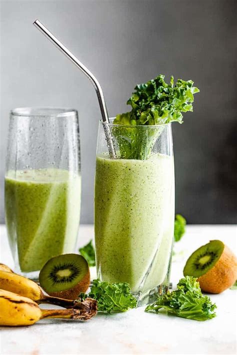 This energizing and delicious Kale Smoothie is amazing! Packed with kale, kiwi, and bananas, it ...