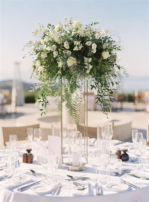 Rectangular Table Wedding Centerpieces: Tips And Ideas | The FSHN