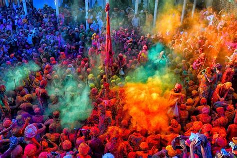 Events: Experience the Colours of India at the Holi Festival - Insignia