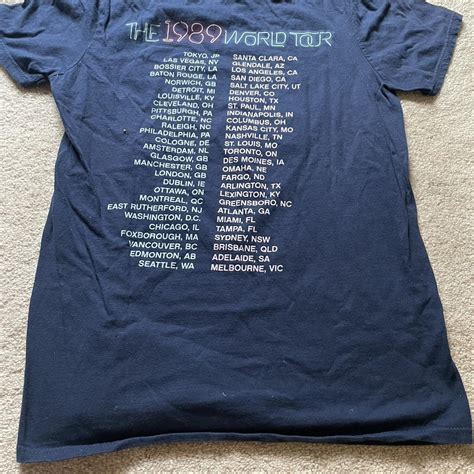 Taylor Swift 1989 World Tour Shirt Size... - Depop