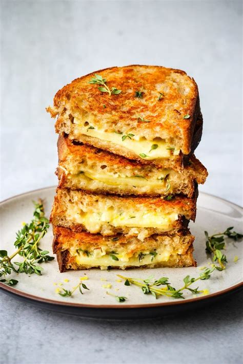 The BEST Gourmet Grilled Cheese Sandwich - Walder Wellness, Dietitian | Recipe | Gourmet ...