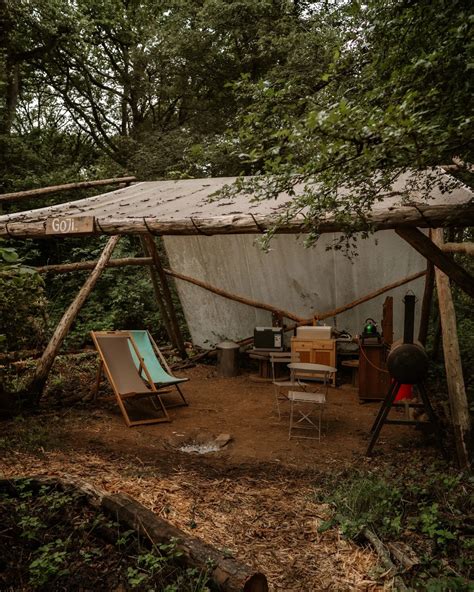 Glamping in a treehouse - how to survive it in England - Aga on the run