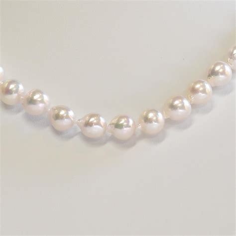 Japanese Akoya Baroque Pearl Necklace | Pearls.jp