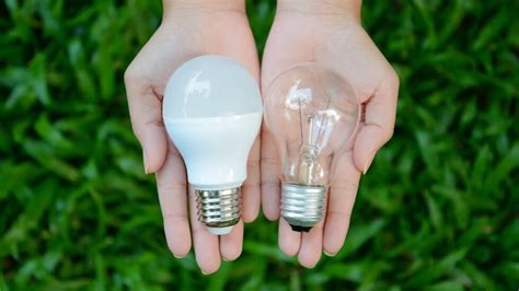 LED vs Incandescent Bulbs: A Comparison - Your Electrical Expert