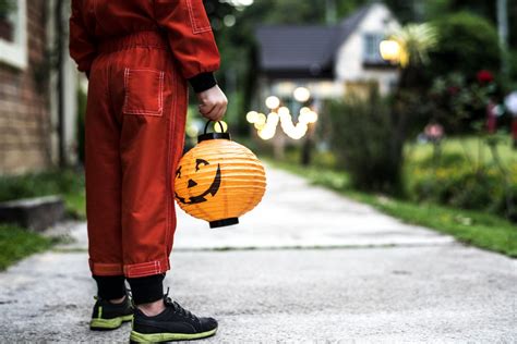 Halloween Safety Tips And Apps To Keep Your Kids Safe