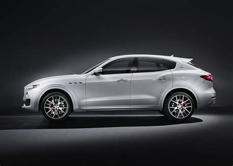 New Maserati Levante 2023 2.0T GT Hybrid Photos, Prices And Specs in UAE