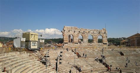 The history of the Verona Arena and of the Arena Lyric Festival