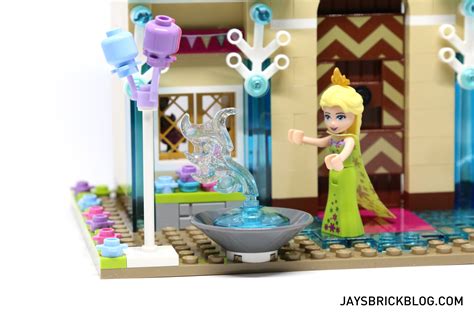 Review: LEGO 41068 Arendelle Castle Celebration