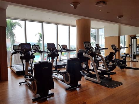 Conrad Manila Gym: Pictures & Reviews - Tripadvisor