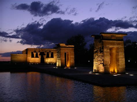 Templo de Debod - The best places to visit in Madrid, Spain