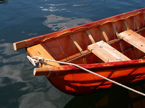 Beautiful Bow | This is an umiak seen at the Center for Wood… | Flickr