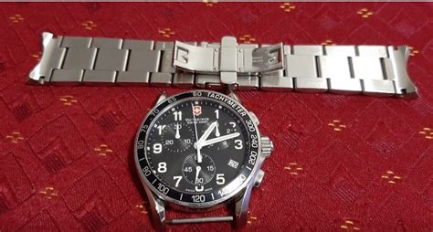 Original Victorinox chronograph, Men's Fashion, Watches & Accessories ...