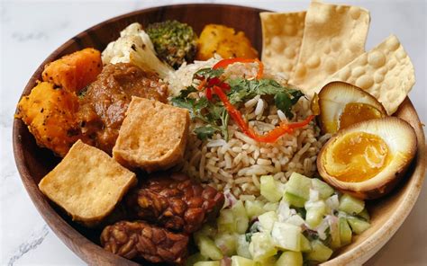 Review: Lauk Pauk In REX KL Goes Plant-Based | Tatler Asia