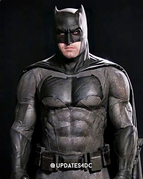 DC Updates - Ben Affleck's Batman Screen Test in Bat suit....