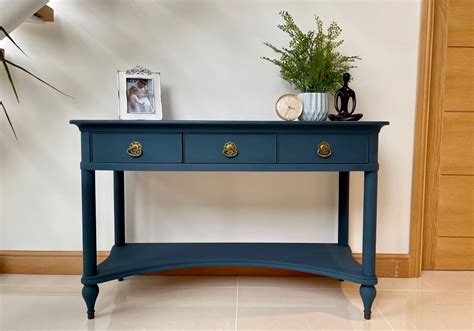 Vintage Style Console Table in Farrow & Ball Hague Blue – Antique, Vintage and Retro Furniture