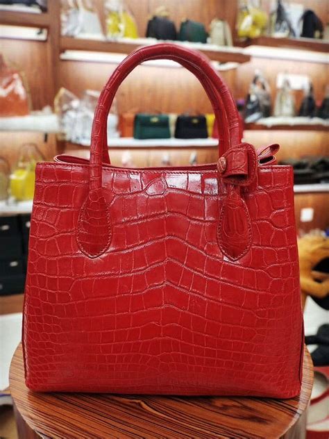 Red crocodile purse | Fall handbags, Small handbags leather, Fall handbag trends