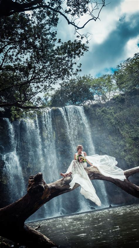 Magic Waterfall Elopement • by Mil Besos - Costa Rica