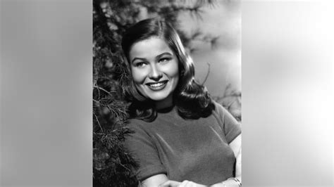 ‘Sunset Boulevard’ star Nancy Olson Livingston recalls 'daring script,' meeting Marilyn Monroe ...