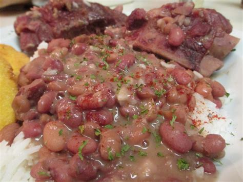 Mixed Beans and Smoked Pork Neck Bones | I Heart Recipes