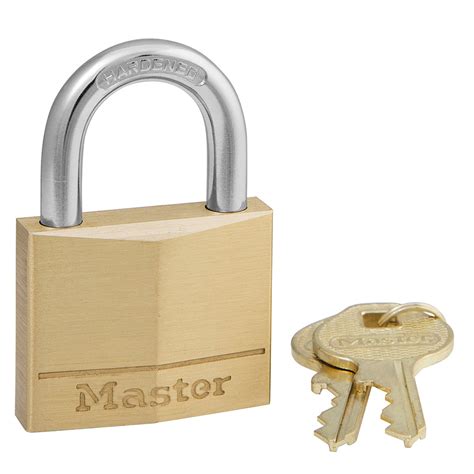 140D Solid Body Padlock | Master Lock