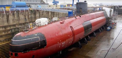 Project to dismantle ex-Royal Navy nuclear submarines inches forward ...