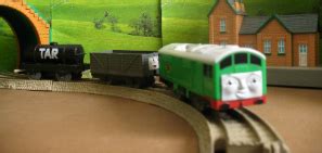 Tootally Thomas - Tomy Motor Road and Rail Thomas the Tank Engine ...