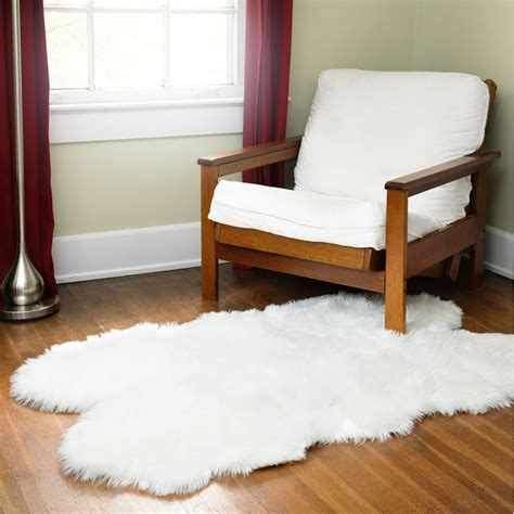 Faux Fur Area Rug Luxuriously Soft and Eco Friendly 3' X 5' White - Walmart.com - Walmart.com