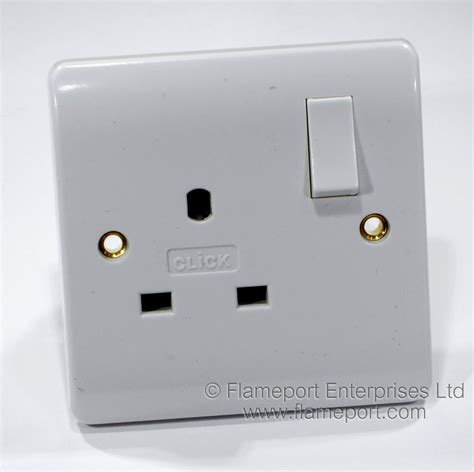 Click Scolmore non standard plug and socket