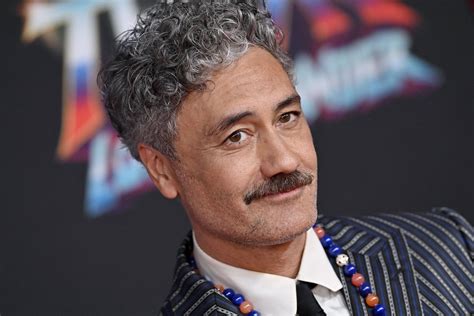 Taika Waititi 'Couldn't Be More Opposite' of Another Notable Superhero Movie Director