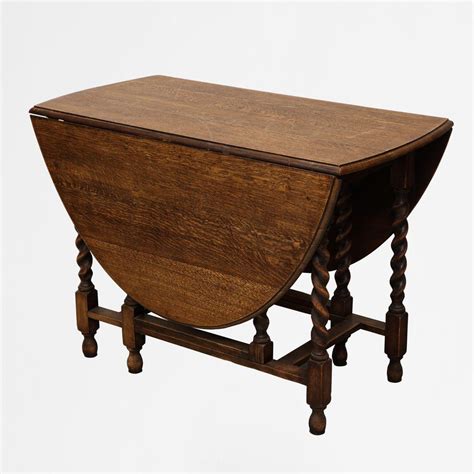 Oak oval gate leg table c.1920 | Barley twist furniture, Gate leg table, Shabby chic living room ...