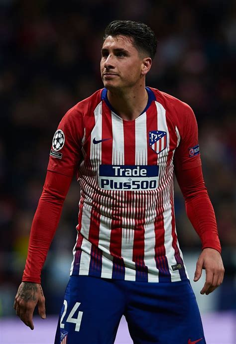 MADRID, SPAIN - NOVEMBER 06: Jose Maria Gimenez of Atletico de Madrid ...