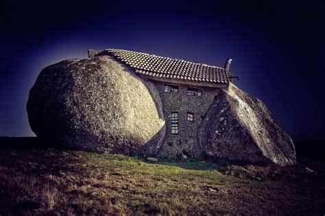 Gallery of Portugal's Stone House - 5