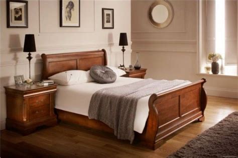 Barry Wood Sitting On A Bed Original Picture - Berry Houzz