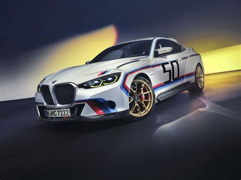 BMW 3.0 CSL が復活、553 HP と 6 速マニュアルで復活 - JP NewsS