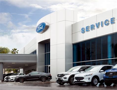 New Ford Dealership in Costa Mesa, CA - Robins Ford