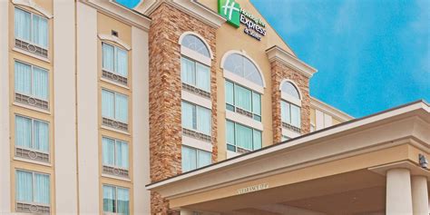 Affordable Hotel in Columbus, GA | Holiday Inn Express & Suites ...