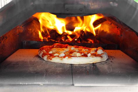 How to Use a Pizza Oven (Wood-Fired or Propane) – Thursday Night Pizza