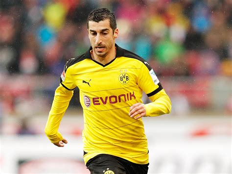 Henrikh Mkhitaryan latest: Manchester United table 'improved offer ...