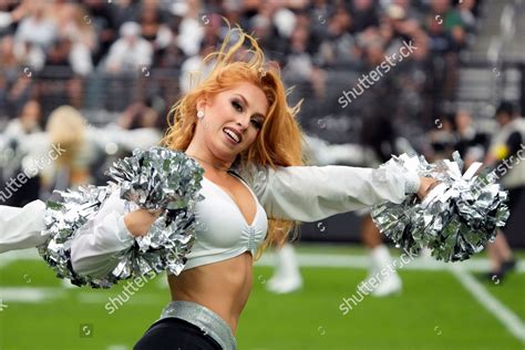 Las Vegas Raiders Cheerleaders Perform During Editorial Stock Photo ...