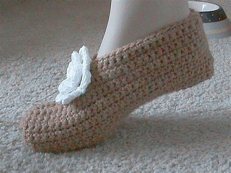 Crochet These Quick Slippers - Pattern Look-up • Free Crochet Tutorials