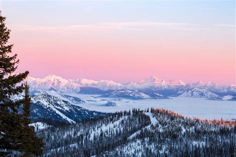 15 Best Things to Do in Winter in Montana - Midwest Explored