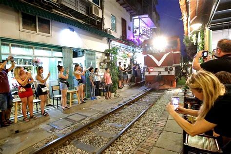 Train Street Walking Tour - 2-hour Walking & Coffee Tour Hanoi