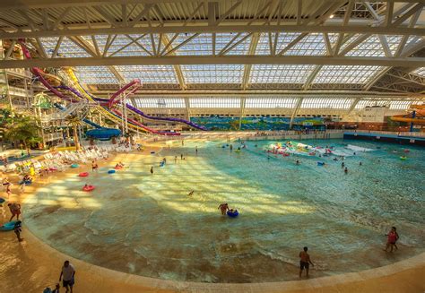 world-waterpark-canada.jpg | CuddlyNest Travel Blog